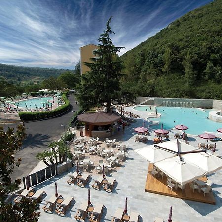 Complesso Termale Vescine Hotel Кастелфорте Екстериор снимка