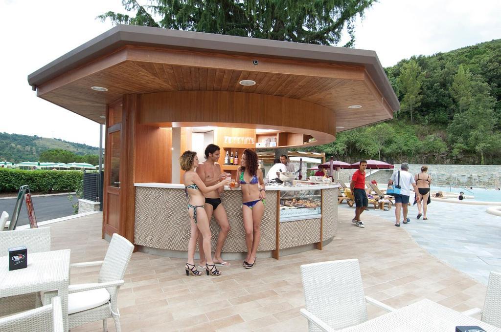 Complesso Termale Vescine Hotel Кастелфорте Екстериор снимка