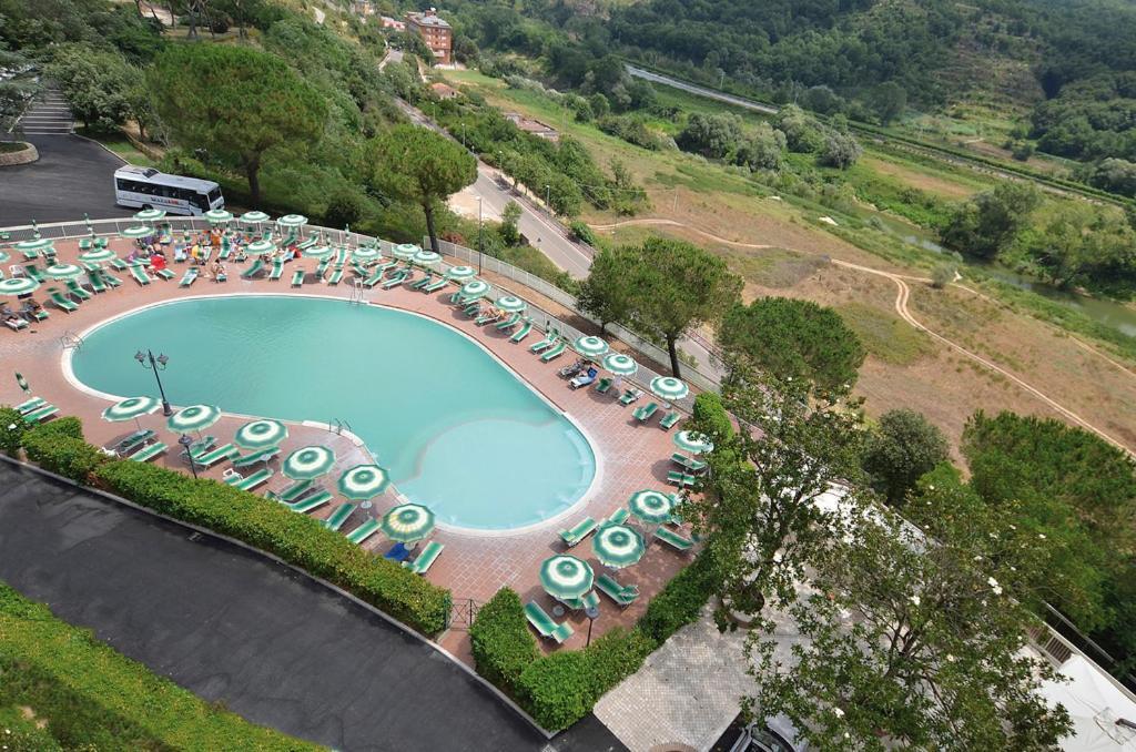 Complesso Termale Vescine Hotel Кастелфорте Екстериор снимка