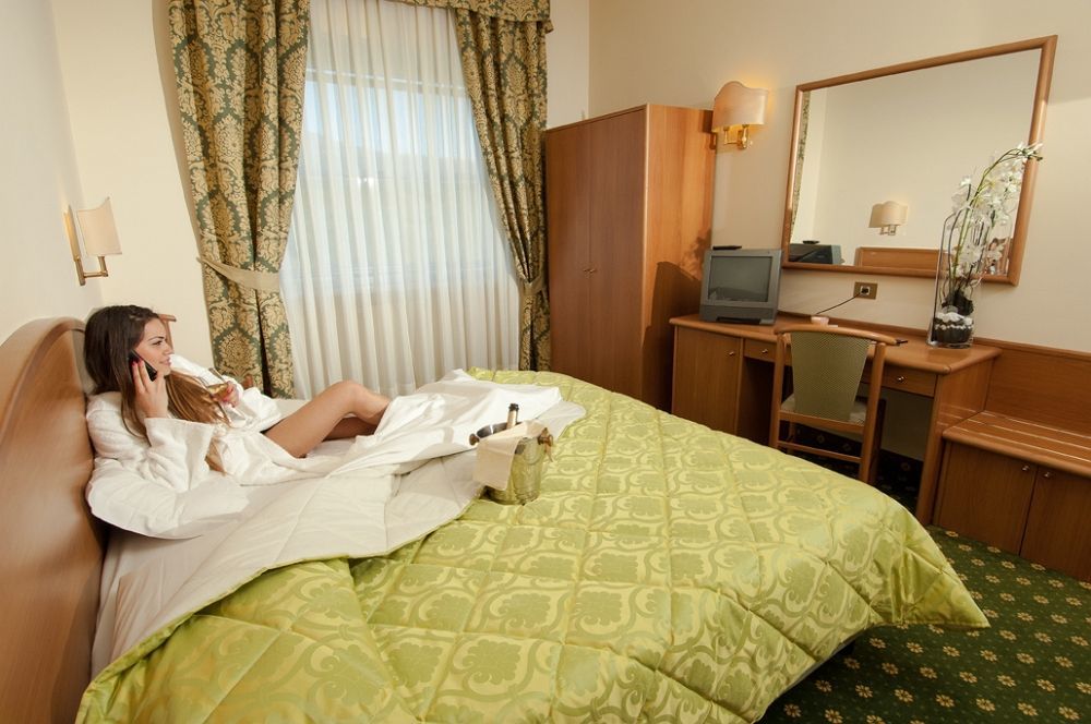 Complesso Termale Vescine Hotel Кастелфорте Екстериор снимка
